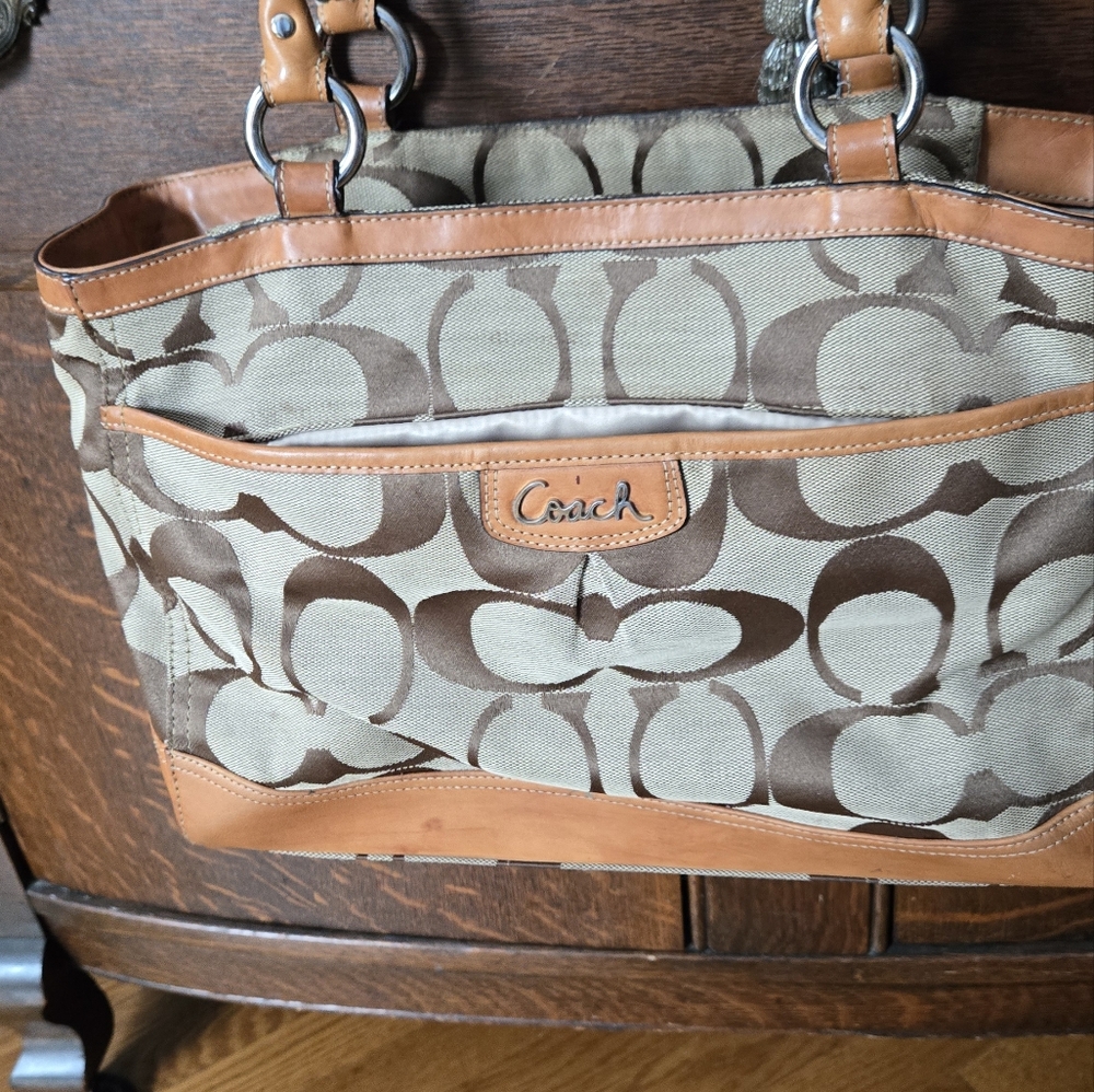 Coach Women's Park Carryall  Browmn Monogram Purse
